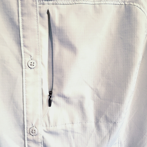 Columbia White Short-Sleeved Button-Down Dress Shirt - Picture 8 of 8